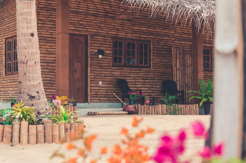 קלפיטייה Surfpoint Sri Lanka Kite Village מראה חיצוני תמונה
